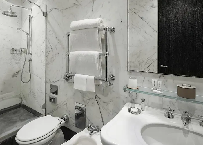 Portrait - Lungarno Collection Apart Otel Roma